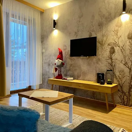 Kornaje - Jaworki - Komfortowe Apartamenty, Basen, Sauna, Duzy Ogrod, Blisko Szlakow I Stoku Narciarskiego 아파트 *