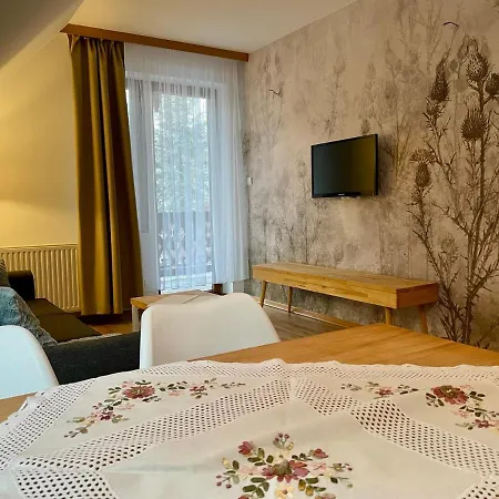 Kornaje Apartment *