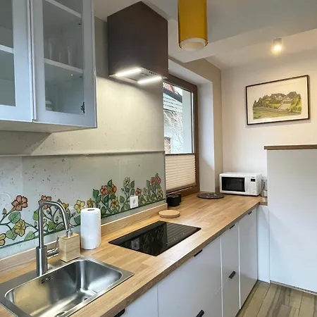 Kornaje - Jaworki - Komfortowe Apartamenty, Basen, Sauna, Duzy Ogrod, Blisko Szlakow I Stoku Narciarskiego アパート