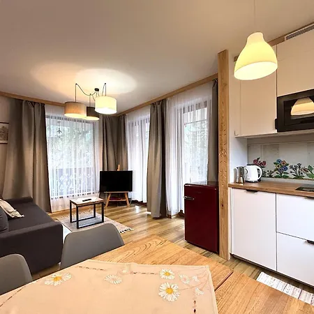 公寓 Kornaje - Jaworki - Komfortowe Apartamenty, Basen, Sauna, Duzy Ogrod, Blisko Szlakow I Stoku Narciarskiego