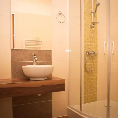 Kornaje - Jaworki - Komfortowe Apartamenty, Basen, Sauna, Duzy Ogrod, Blisko Szlakow I Stoku Narciarskiego