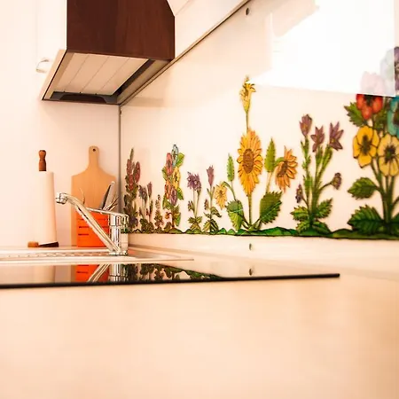 아파트 Kornaje - Jaworki - Komfortowe Apartamenty, Basen, Sauna, Duzy Ogrod, Blisko Szlakow I Stoku Narciarskiego