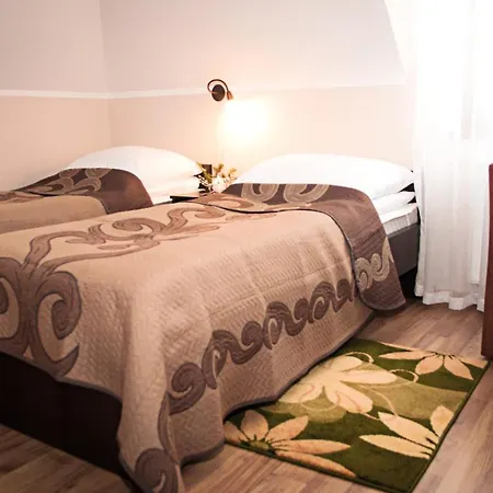 Kornaje - Jaworki - Komfortowe Apartamenty, Basen, Sauna, Duży Ogród, Blisko Szlaków I Stoku Narciarskiego